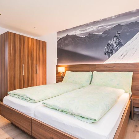 Ferienhaus Casa Luna Zermatt Bagian luar foto