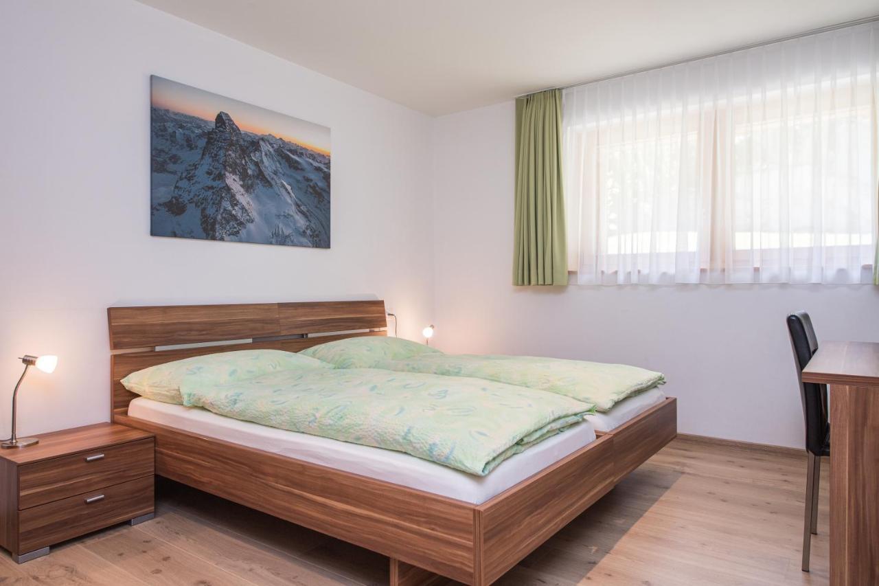 Ferienhaus Casa Luna Zermatt Bagian luar foto